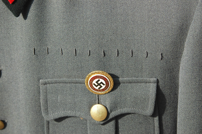 Hitler's Chief of Staff, OKW GeneralOberst Alfred Jodl's Tunic!