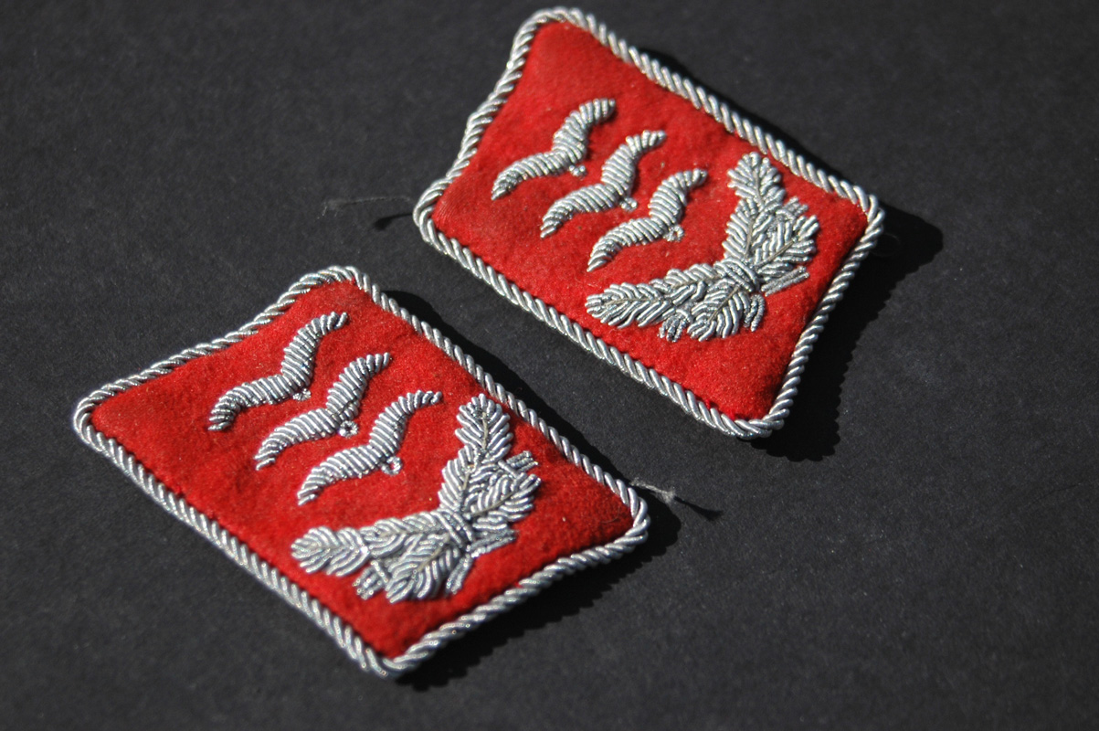 Luftwaffe Flak Artillery Hauptmann's Collar Tabs